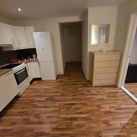 Right In The Heart Of Center *
